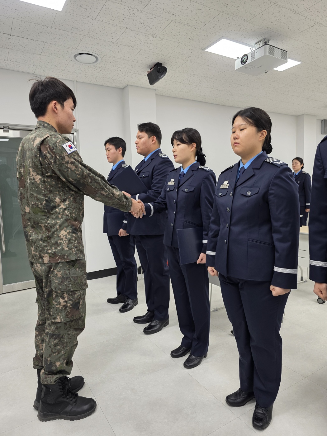 작전참모(손채영) 임명식.jpg