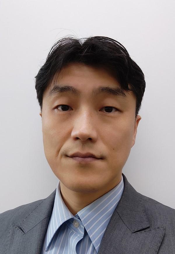 정한영 사진